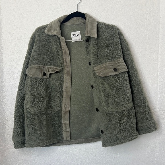 Zara Green Sherpa with corduroy details Jacket with Pockets -XS OVERSIZED BOXY - Picture 2 of 7